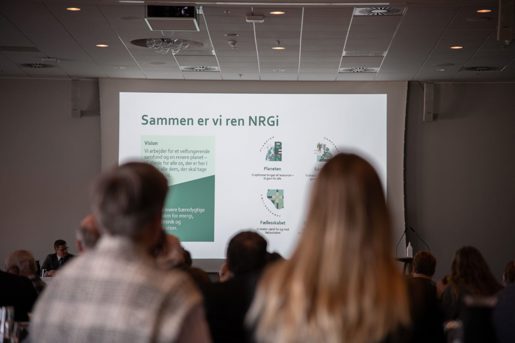 Præsentation om NRGi på en skærm